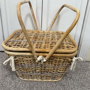 Vintage Wicker Picnic Basket with Handles